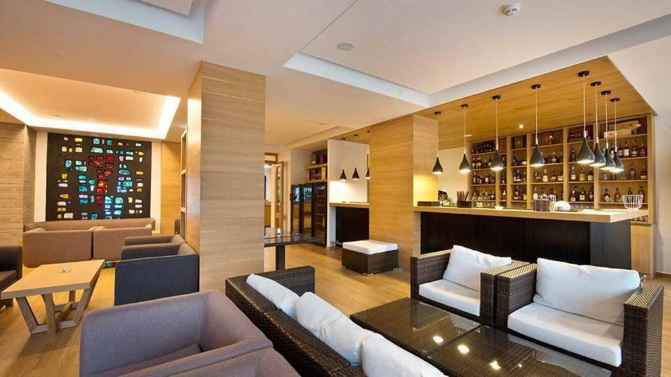 Apartmany Sabai Dee Stará Lesná Exteriör bild
