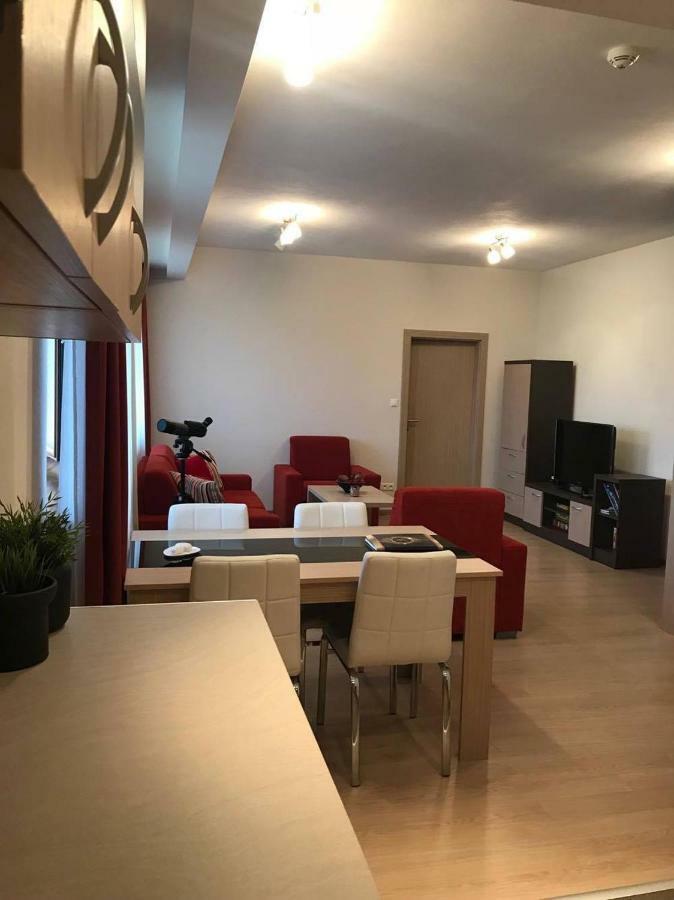 Apartmany Sabai Dee Stará Lesná Exteriör bild